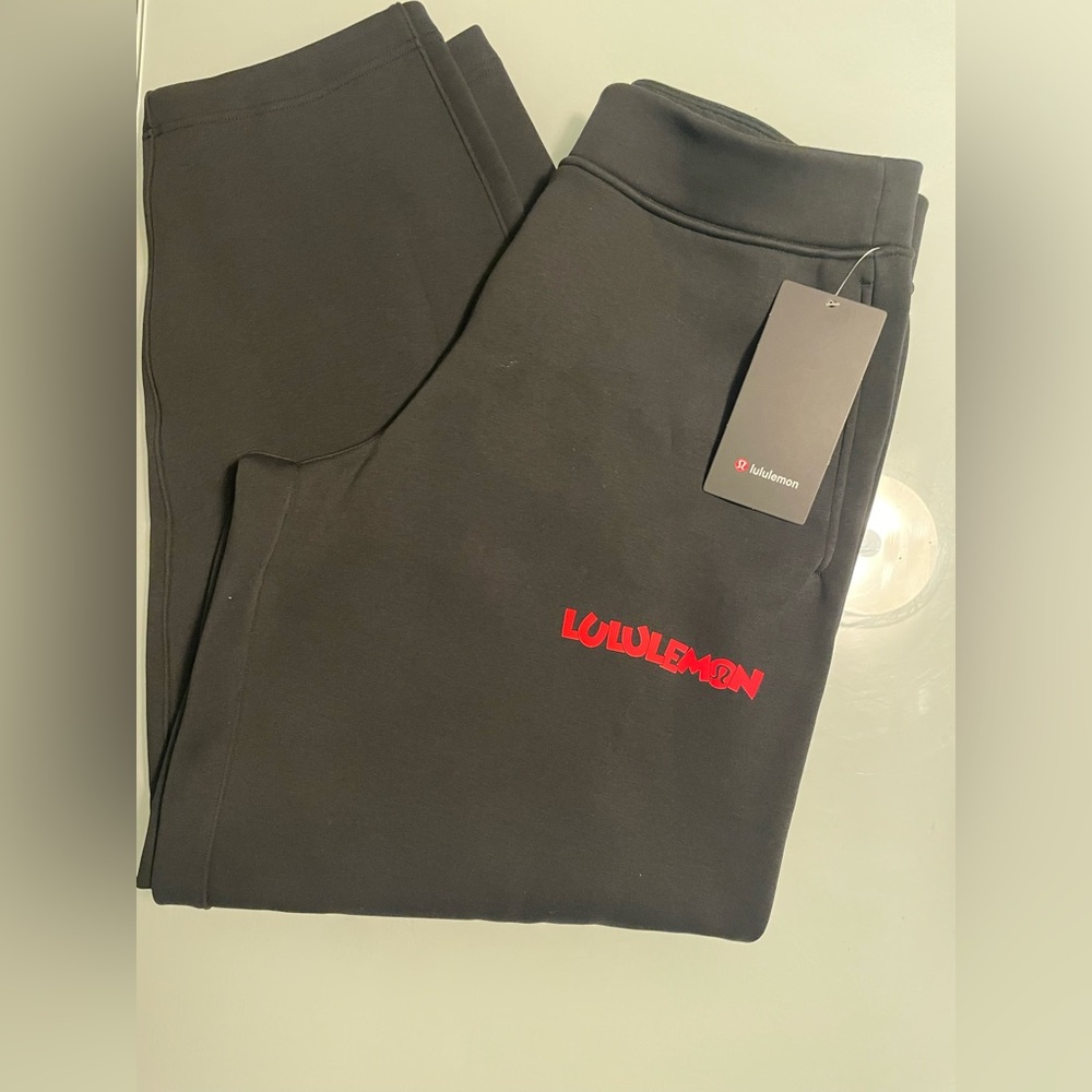Disney x lululemon Heavyweight Fleece Sweatpant Size L Large